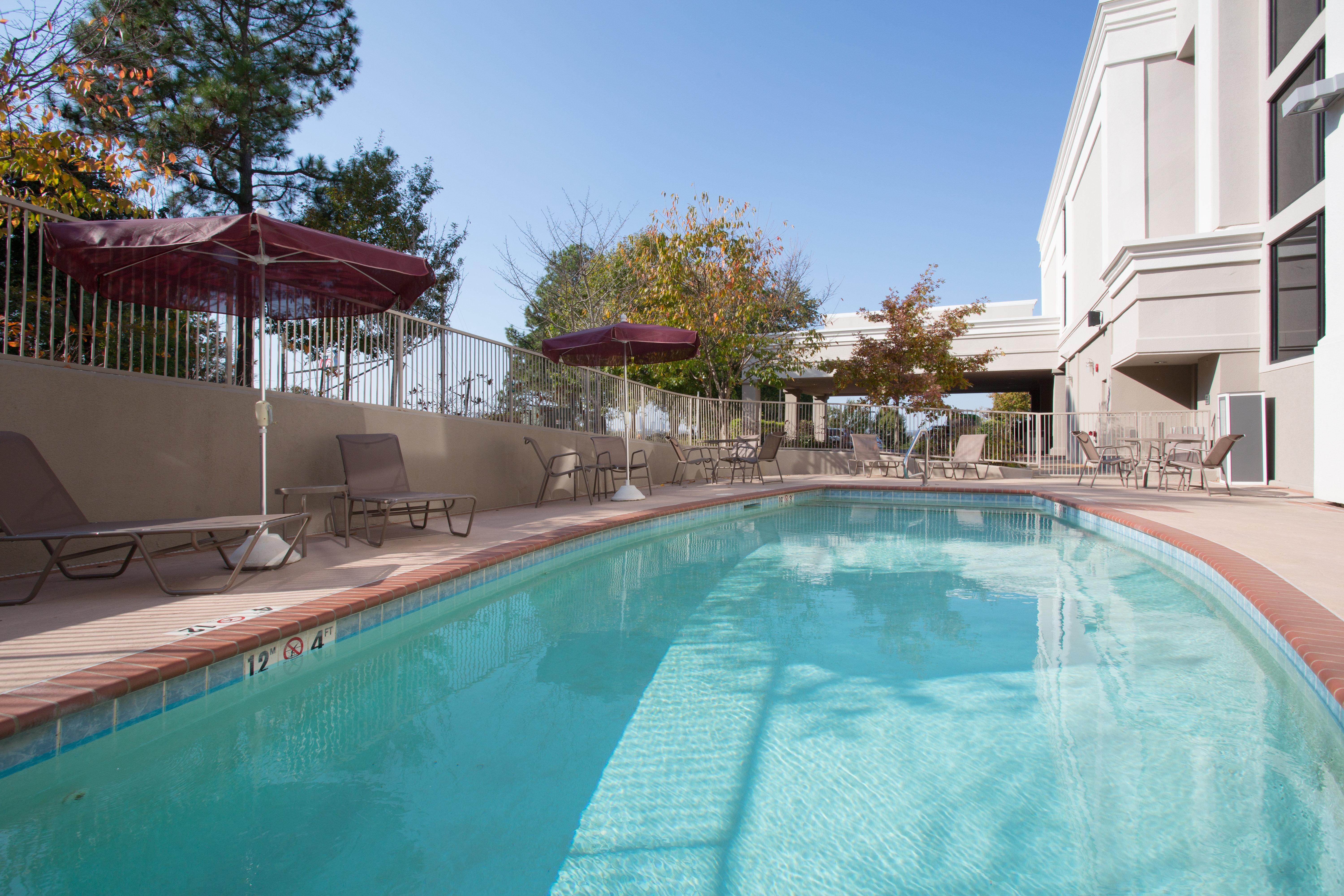 Holiday Inn Little Rock-Airport-Conference Center, An Ihg Hotel Exterior photo